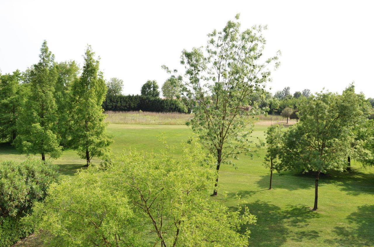 Golf Jesolo Village ➔ Attico Con Piscina Exteriör bild